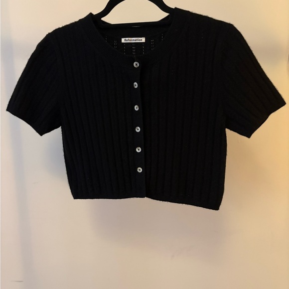 Reformation Sweaters - Reformation cropped short sleeve Black Ribbed cashmere Cardigan